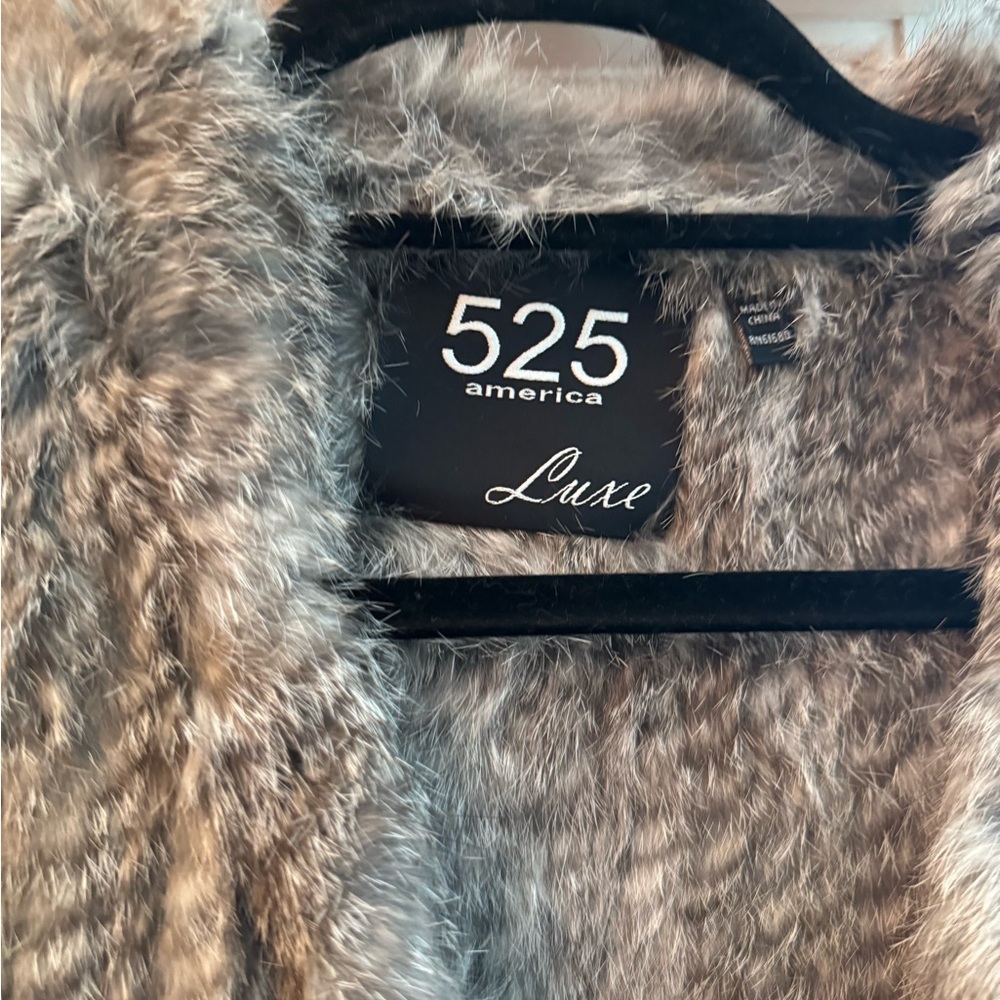 Grey Rabbit Fur Vest - Picture 3 of 3